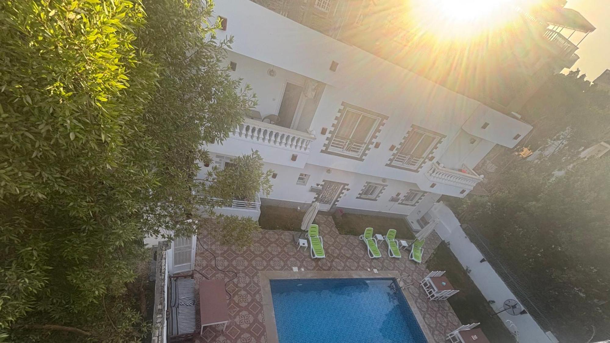 Moon House Of Luxor Apartment Exterior foto